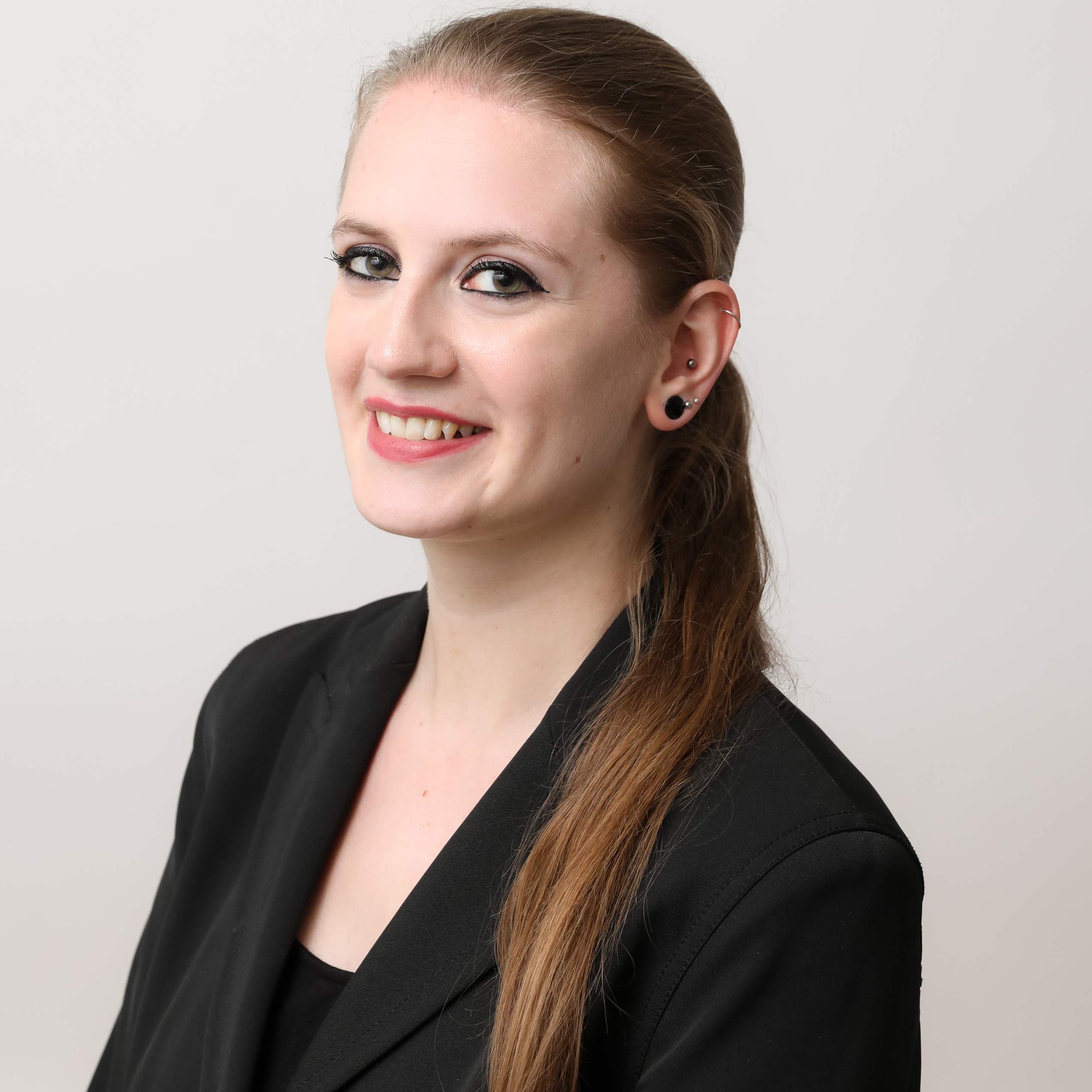 Mag. Nina Nadlinger